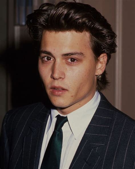 johnny depp young hairstyle
